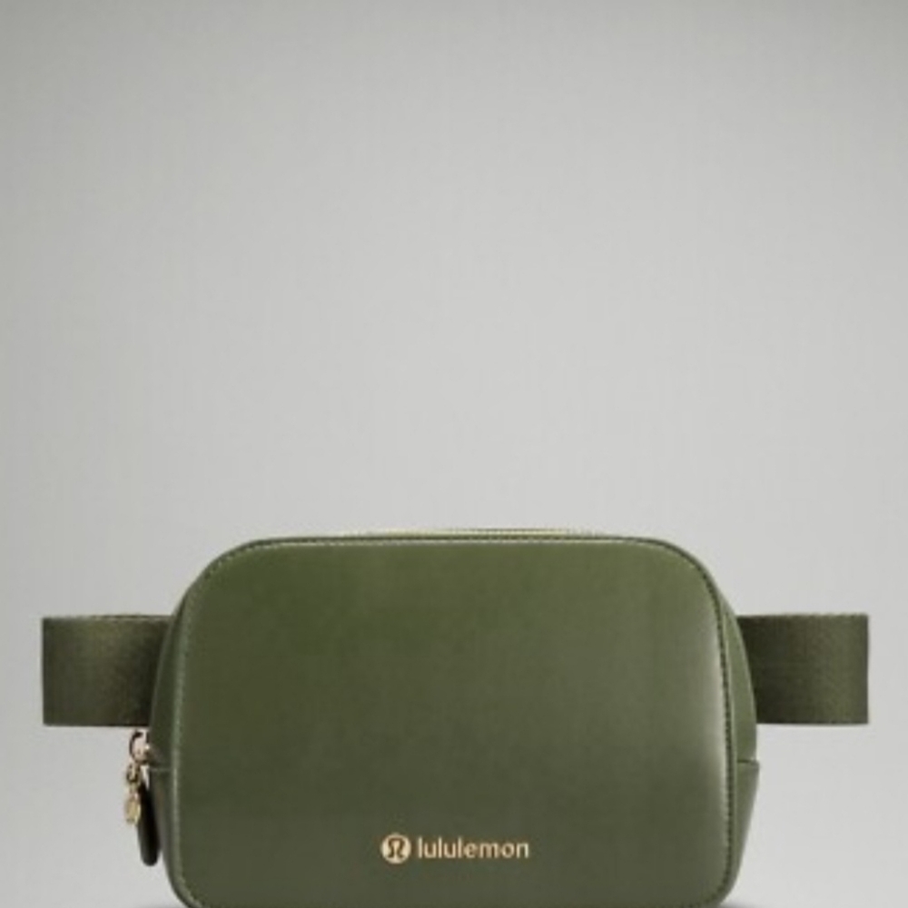 Lululemon Athletica Cactus Crossbody Bag